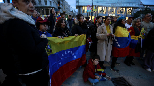 Movilización en A Coruña por la situación en Venezuela @Patricia G. Fraga (14)