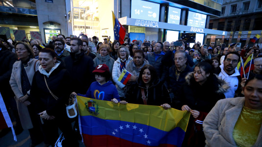 Movilización en A Coruña por la situación en Venezuela @Patricia G. Fraga (25)