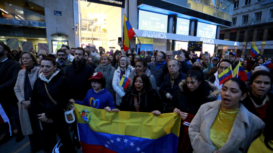 Movilización en A Coruña por la situación en Venezuela @Patricia G. Fraga (22)