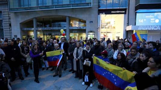 Movilización en A Coruña por la situación en Venezuela @Patricia G. Fraga (18)
