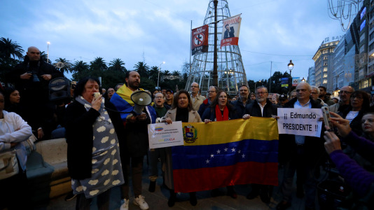 Movilización en A Coruña por la situación en Venezuela @Patricia G. Fraga (27)