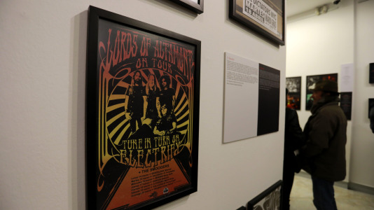 Homenaje a la Sala Mardi Gras, la exposición celebra los veinticinco años de existencia (15)