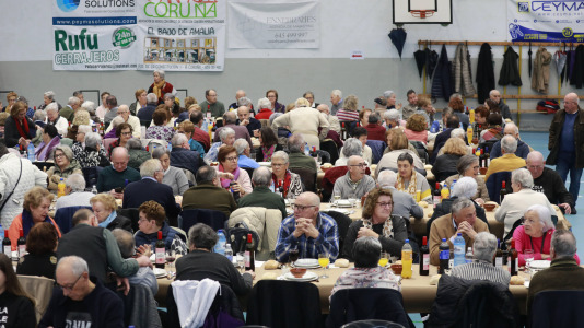 Los asistentes a la Xuntanza do Maior en Sigrás disfrutaron de una jornada festiva (8)