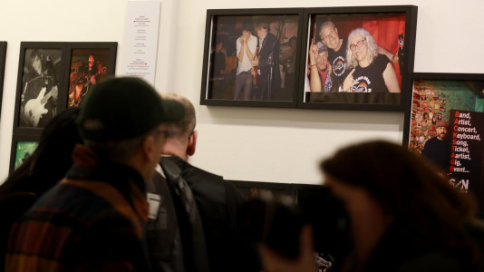 Homenaje a la Sala Mardi Gras, la exposición celebra los veinticinco años de existencia (9)