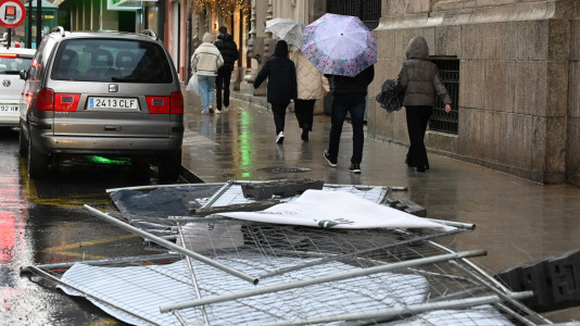 Viento y lluvia por el temporal Herminia en A Coruña @Pedro Puig (3)