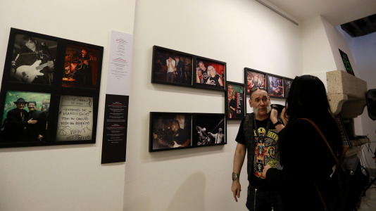 Homenaje a la Sala Mardi Gras, la exposición celebra los veinticinco años de existencia (10)