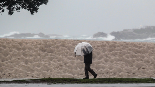 Viento y lluvia en A Coruña por el temporal Herminia @ Quintana (1)