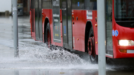 Viento y lluvia en A Coruña por el temporal Herminia @ Patricia G. Fraga (5)