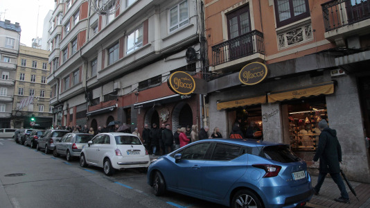 Colas para comprar el Roscón de Reyes en Glaccé @ Quintana (6)