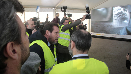 Última voladura de la excavación del túnel 1, del enlace ferroviario al Puerto Exterior de A Coruña (37)