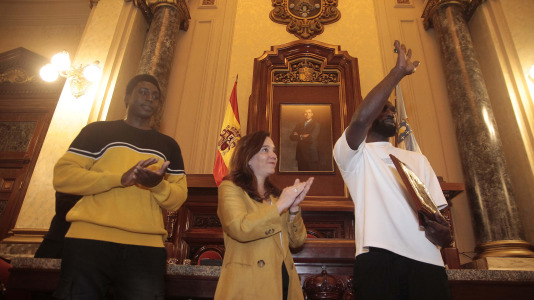 Ibrahima y Magatte hijos adoptivos de A Coruña (57)