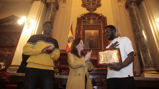 Ibrahima y Magatte hijos adoptivos de A Coruña (56)