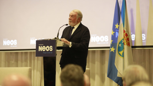 Presentación en A Coruña de la Fundación NEOS, un proyecto de Jaime Mayor Oreja (7)