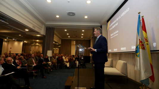Presentación en A Coruña de la Fundación NEOS, un proyecto de Jaime Mayor Oreja (30)