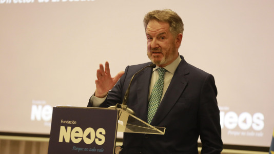 Presentación en A Coruña de la Fundación NEOS, un proyecto de Jaime Mayor Oreja (25)