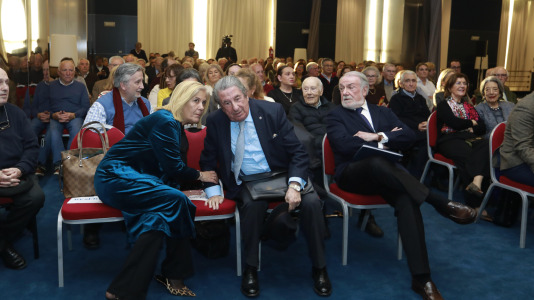 Presentación en A Coruña de la Fundación NEOS, un proyecto de Jaime Mayor Oreja (21)
