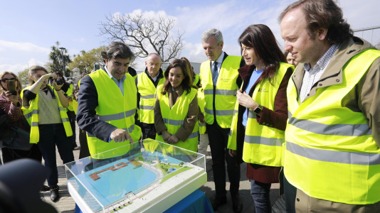 Inicio de obras de la plataforma flotante de la zona del Parrote (60)