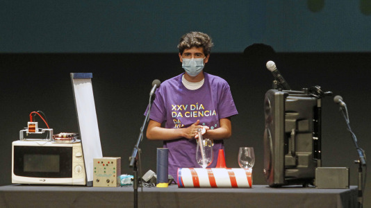 Día de la Ciencia en la Calle en el teatro Colón/Quintana