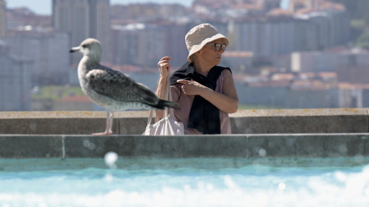 Los coruñeses disfrutan de un soleado último día de marzo @Javier Albores (3)