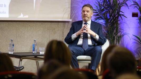 Bieito Rubido protagoniza una charla de ‘Otras voces, más Coruña’ (22)