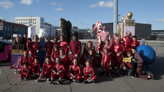 Desfile de comparsas 2025 en A Coruna (74)