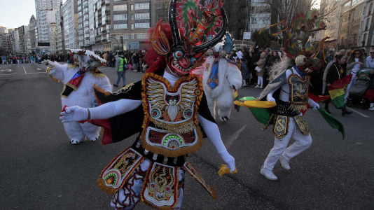Desfile de comparsas 2025 en A Coruna (19)