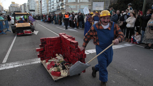 Desfile de comparsas 2025 en A Coruna (13)