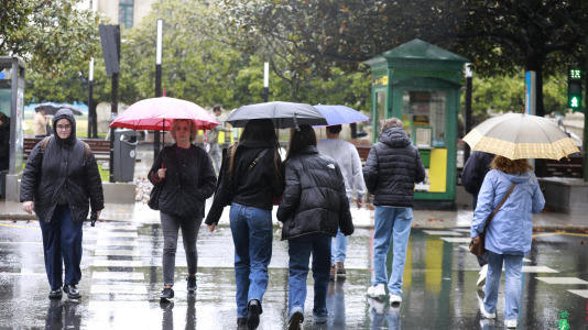 Un Lunes Santo de Chubascos en A Coruña (14)