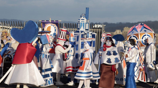 Desfile de comparsas 2025 en A Coruna (47)