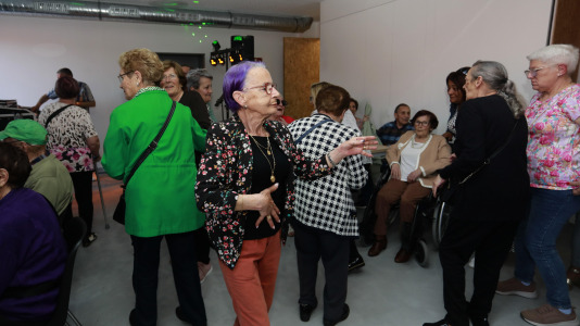 Centro cívico de O Birloque (1)