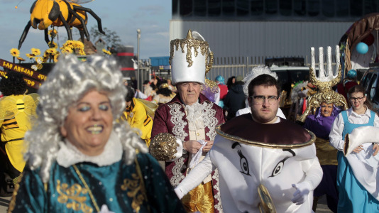 Desfile de comparsas 2025 en A Coruna (68)