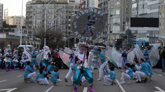 Desfile de comparsas 2025 en A Coruna (20)