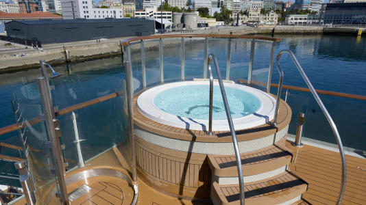 El Ocean Albatross visita el puerto herculino @Javier Albores (17)