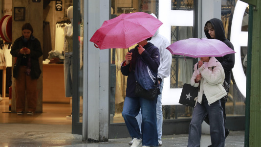 Un Lunes Santo de Chubascos en A Coruña (1)