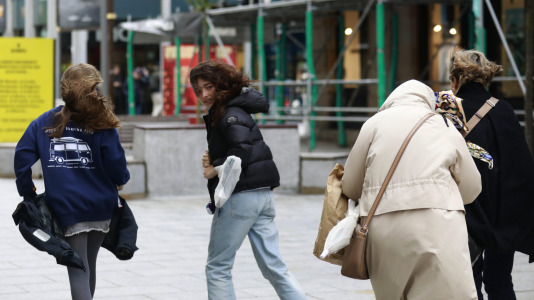 Un Lunes Santo de Chubascos en A Coruña (2)