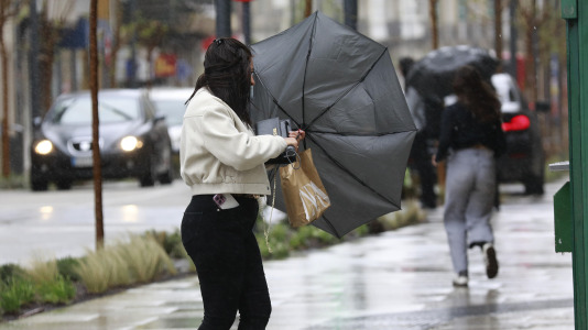 Un Lunes Santo de Chubascos en A Coruña (19)