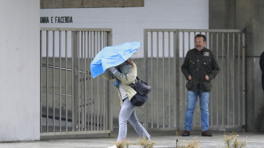 Un Lunes Santo de Chubascos en A Coruña (18)