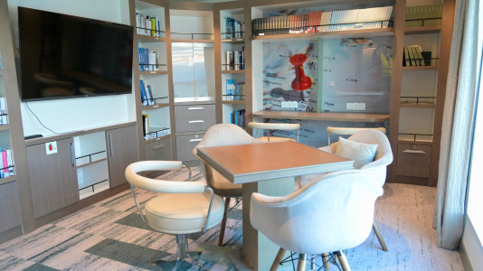 El Ocean Albatross visita el puerto herculino @Javier Albores (9)