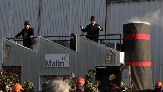 Desfile de comparsas 2025 en A Coruna (1)