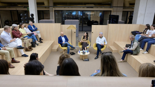 Tertulia ‘Érase una vez’, de Hi Coruña (34)