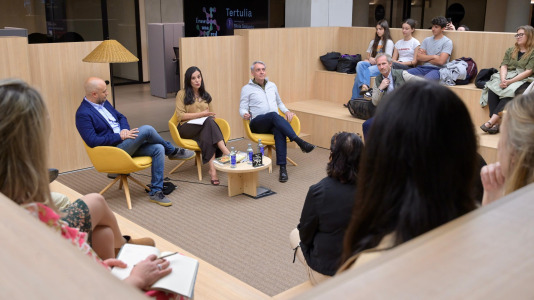 Tertulia ‘Érase una vez’, de Hi Coruña (31)