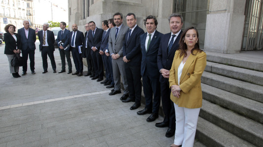 Reunión extraordinaria de autoridades para aprobar la licitación del Máster Plan para Coruña Marítima (10)