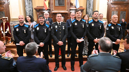 Un momento de la celebración en el Ayuntamiento del Día de la Policía Local (35)