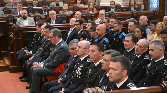 Un momento de la celebración en el Ayuntamiento del Día de la Policía Local (34)