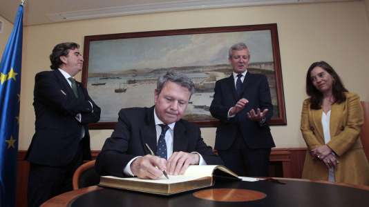 Reunión extraordinaria de autoridades para aprobar la licitación del Máster Plan para Coruña Marítima (23)