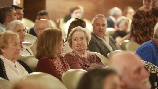 Música sobre las tablas del teatro Colón para celebrar el Día de las Fuerzas Armadas (13)
