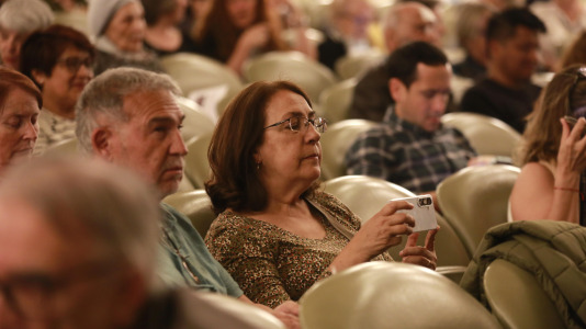 Música sobre las tablas del teatro Colón para celebrar el Día de las Fuerzas Armadas (18)