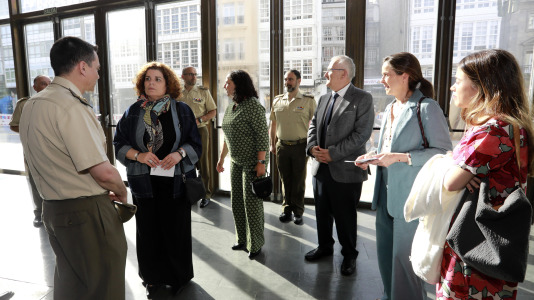 Música sobre las tablas del teatro Colón para celebrar el Día de las Fuerzas Armadas (21)