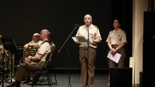 Música sobre las tablas del teatro Colón para celebrar el Día de las Fuerzas Armadas (11)