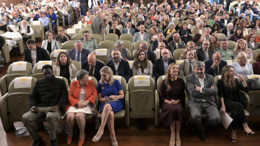 La ONCE entrega un premio a Ibrahima Diack (8)